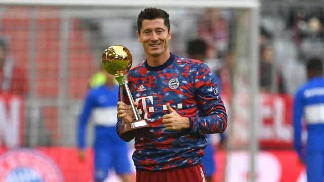 穆勒盛赞“世一锋”进阶,大胜后高层送纳帅一份大礼