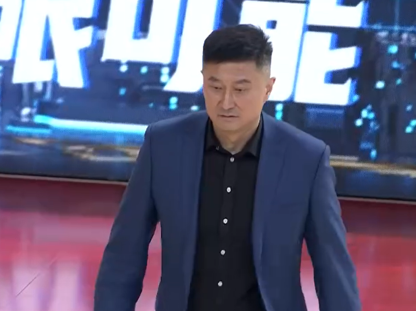 云开体育-3次输上海!广东队暴露三大隐患,杜锋也是很无奈