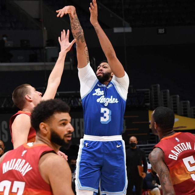 云开体育官网-格林透露某超巨身材走样 戴维斯:只要能赢球就行